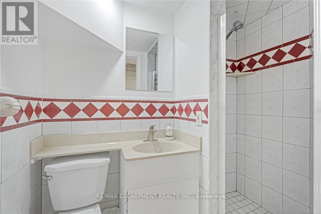 36 SKYLARK DRIVE - 36