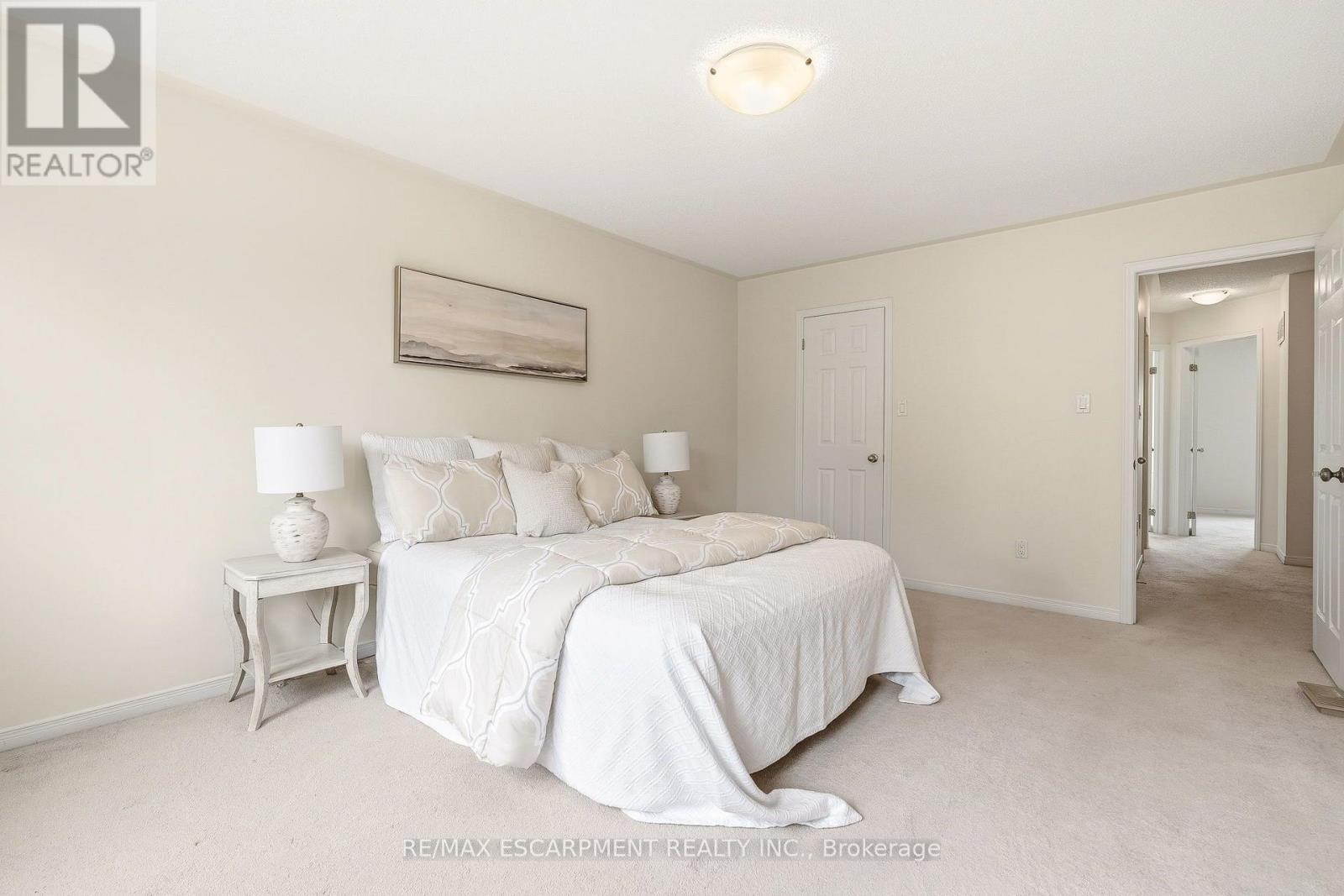 215 NISBET BOULEVARD - 27