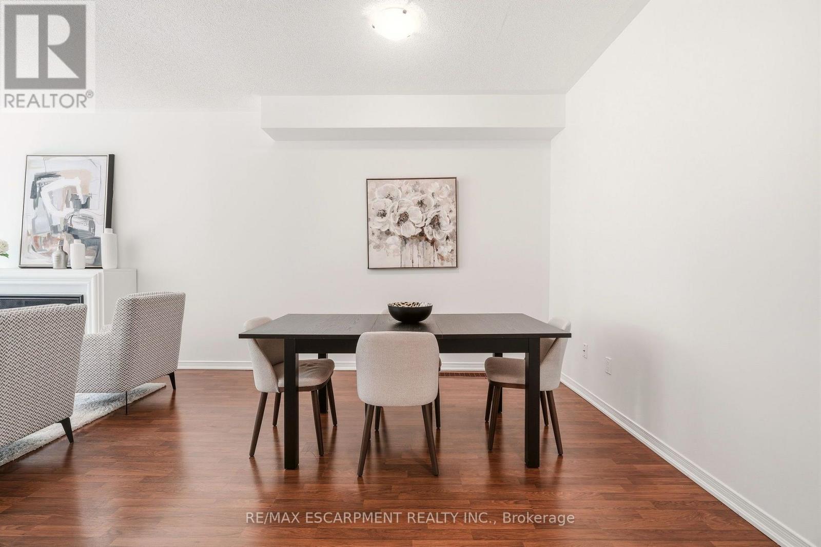 215 NISBET BOULEVARD - 7