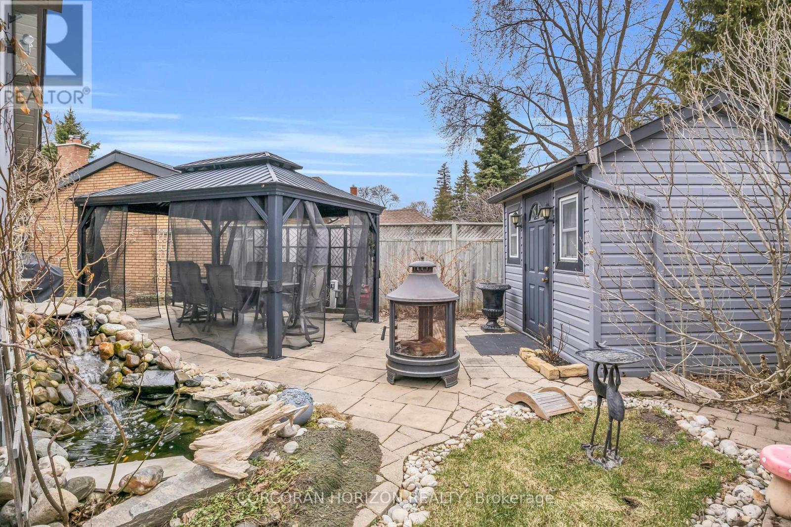 296 WEBER STREET E - 32