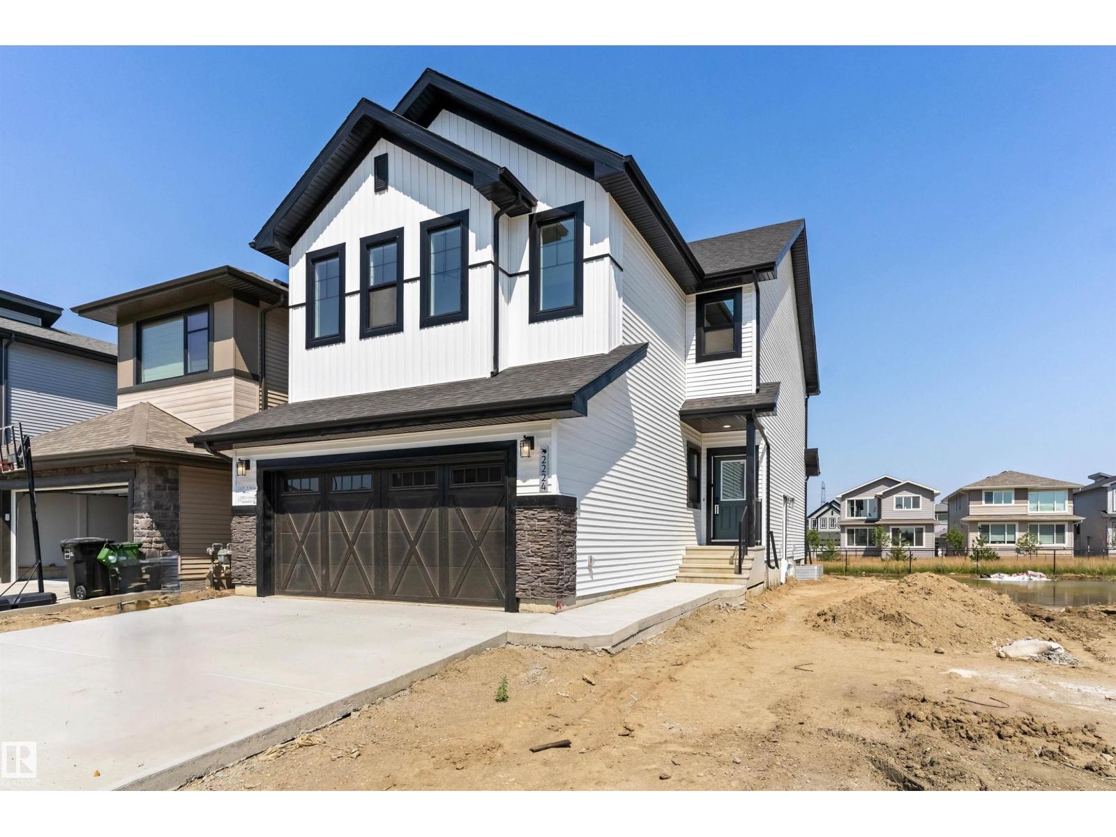 2224 5 AV NW - 2