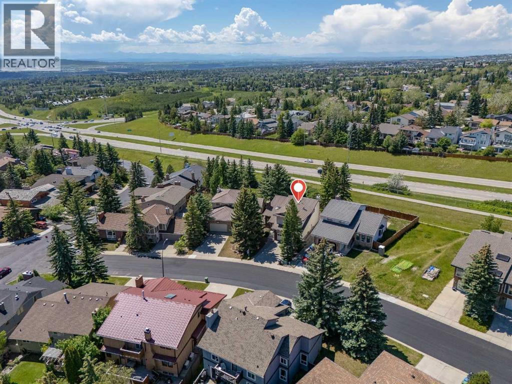 168 Edgehill Close NW - 37