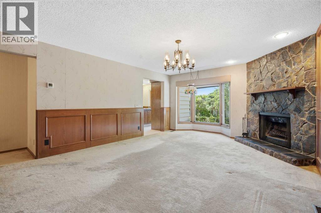 168 Edgehill Close NW - 13