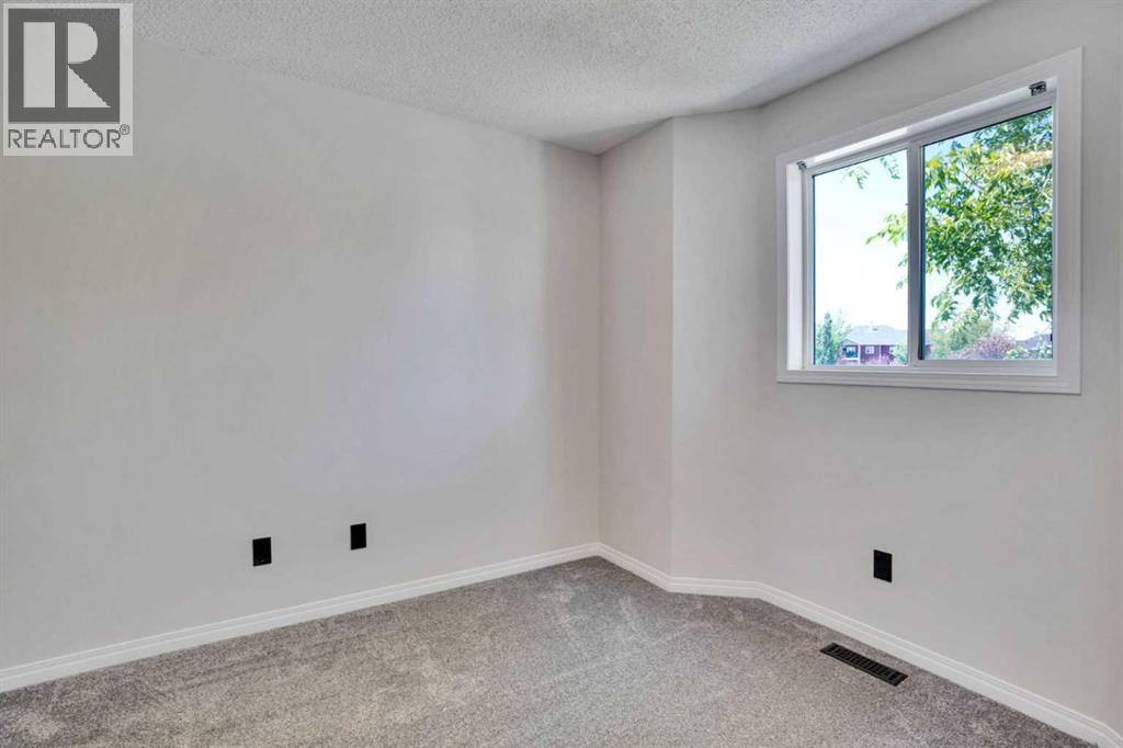 242 Taracove Place NE - 21