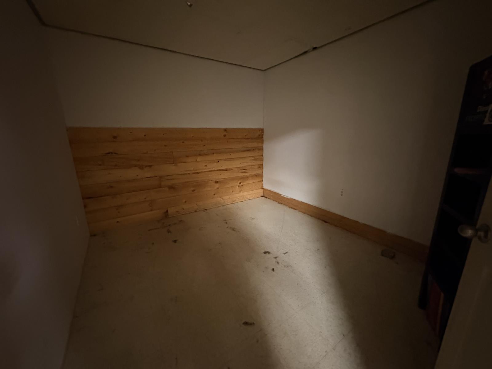 5012 51 Street - Photo 16