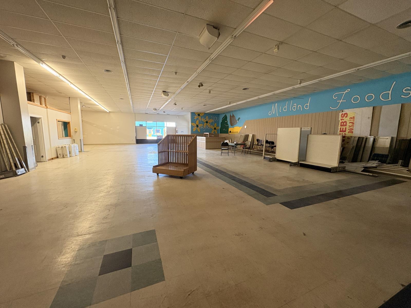 5012 51 Street - Photo 36