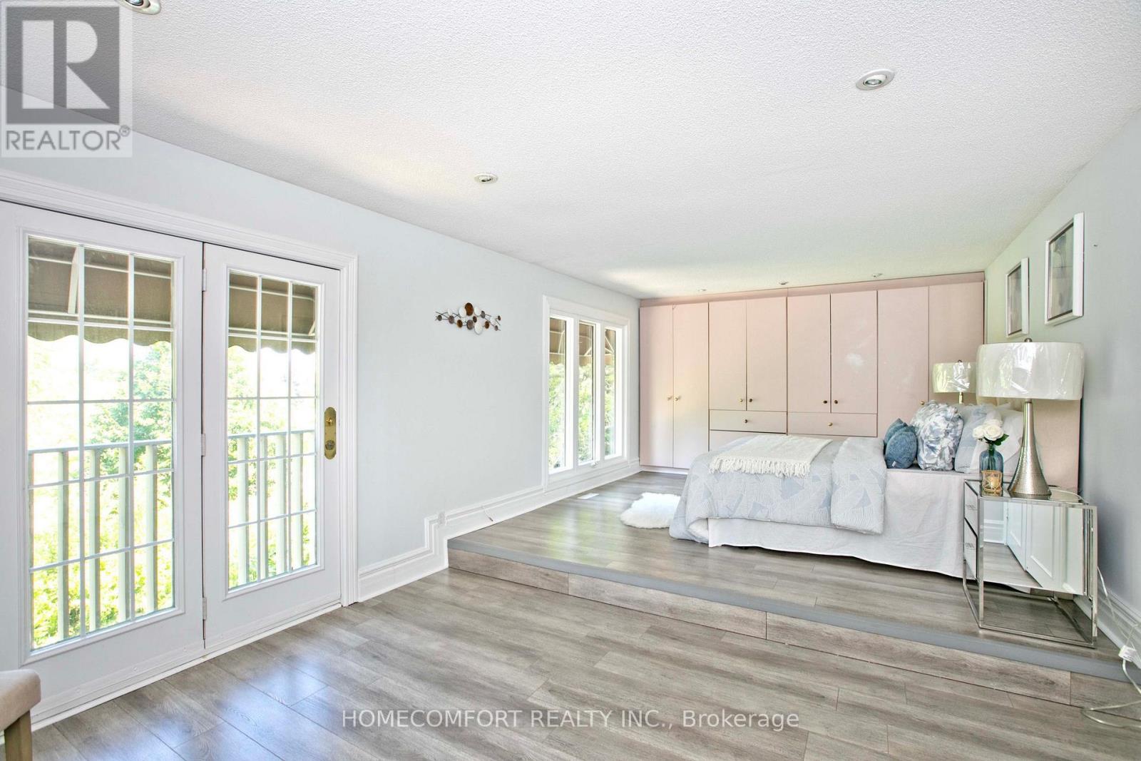 17 BRAMBLE DRIVE - 12