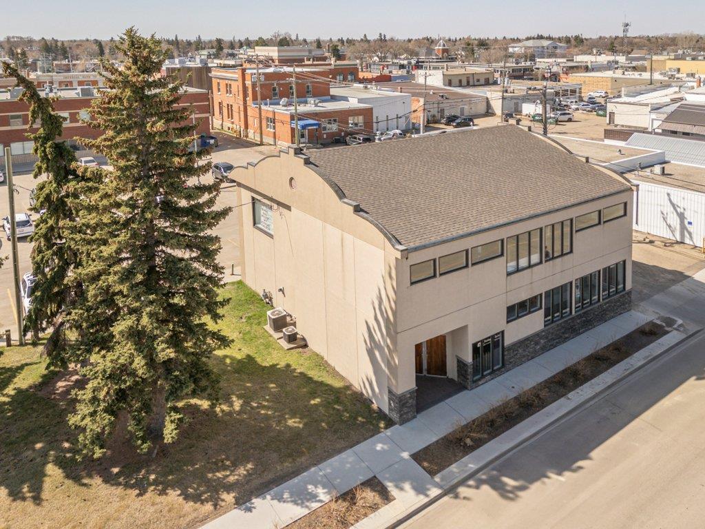 5001 51 Avenue, Wetaskiwin — photo 3