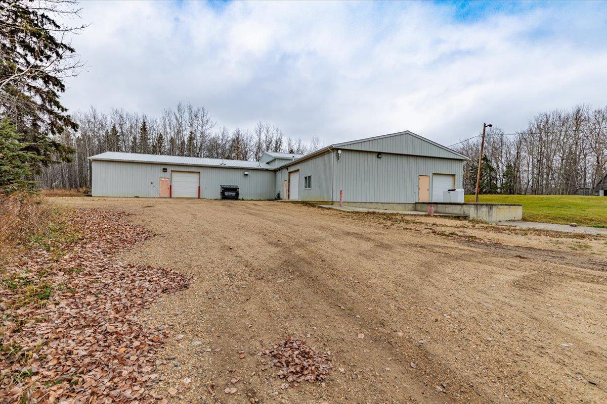 51165 RGE RD 30 - Photo 27