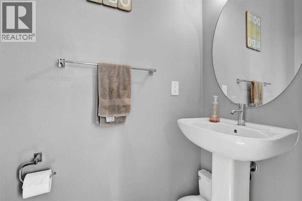 1139 Lanark Boulevard SE - 13