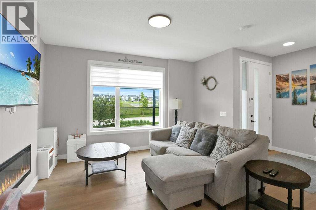 1139 Lanark Boulevard SE - 4