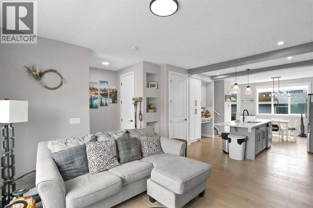1139 Lanark Boulevard SE - 5