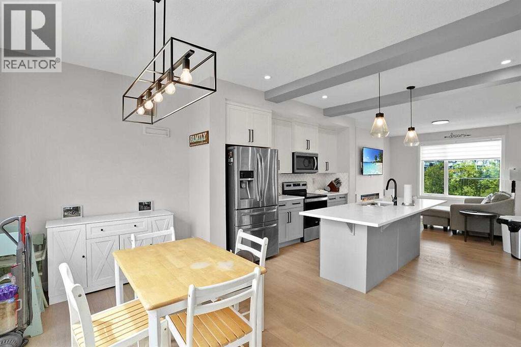 1139 Lanark Boulevard SE - 9