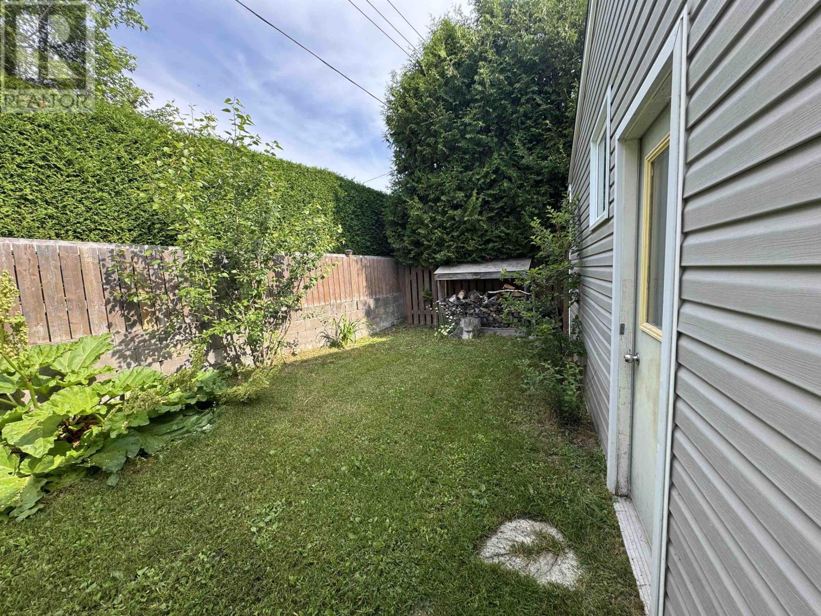 4 Adjala AVE - Image 45