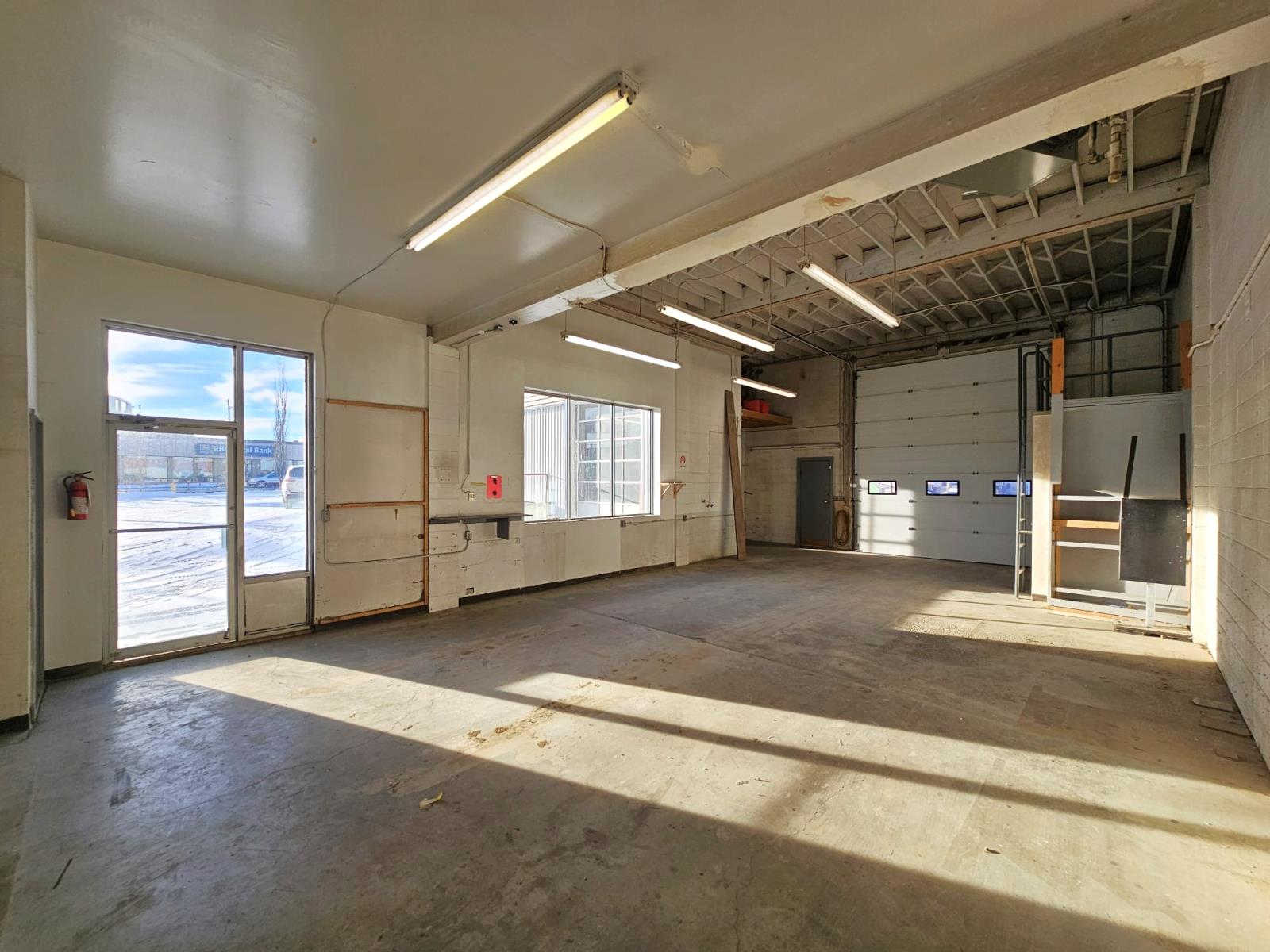5108 50 Street - Photo 8