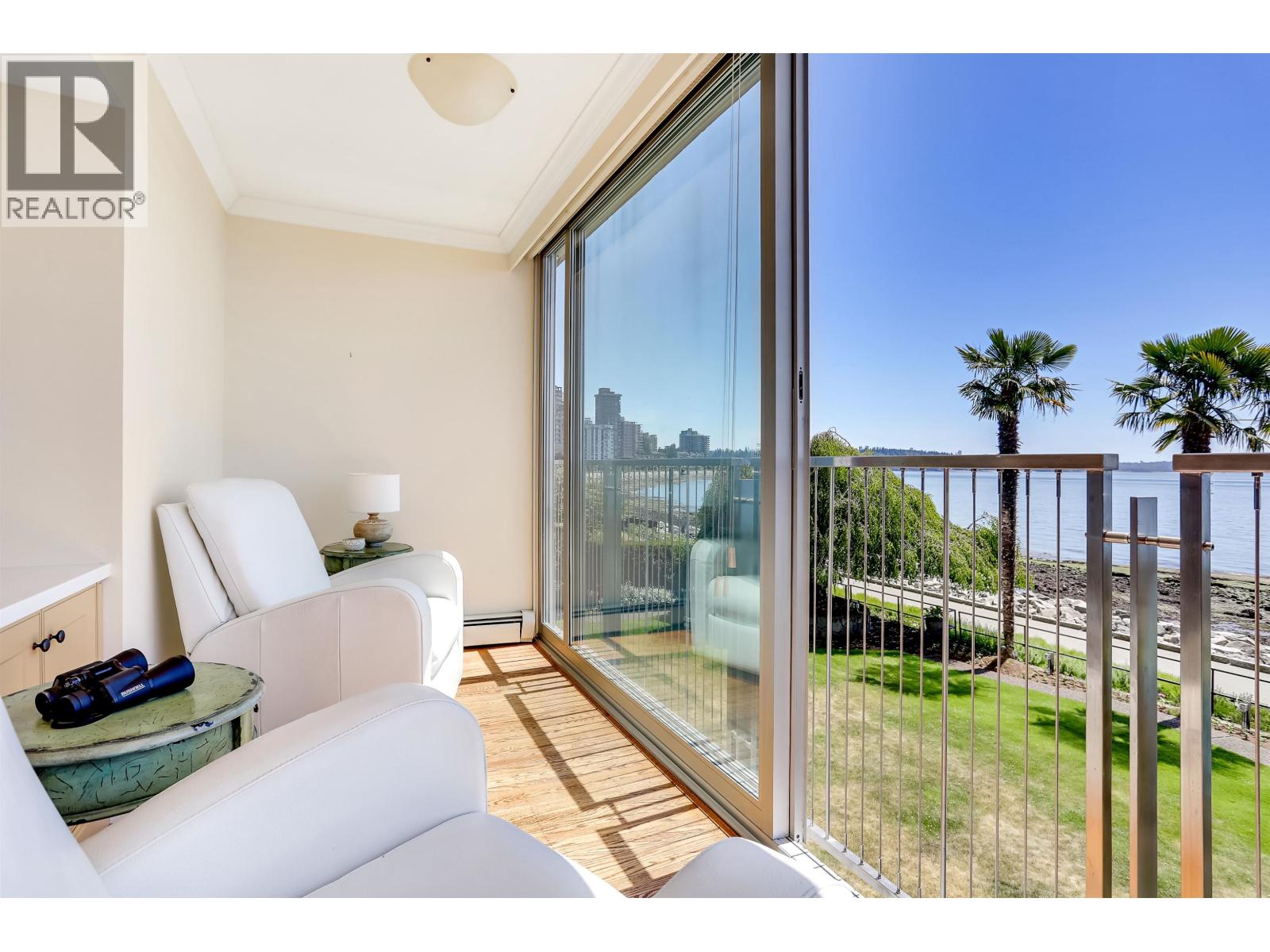 #107-150 24 Street, West Vancouver