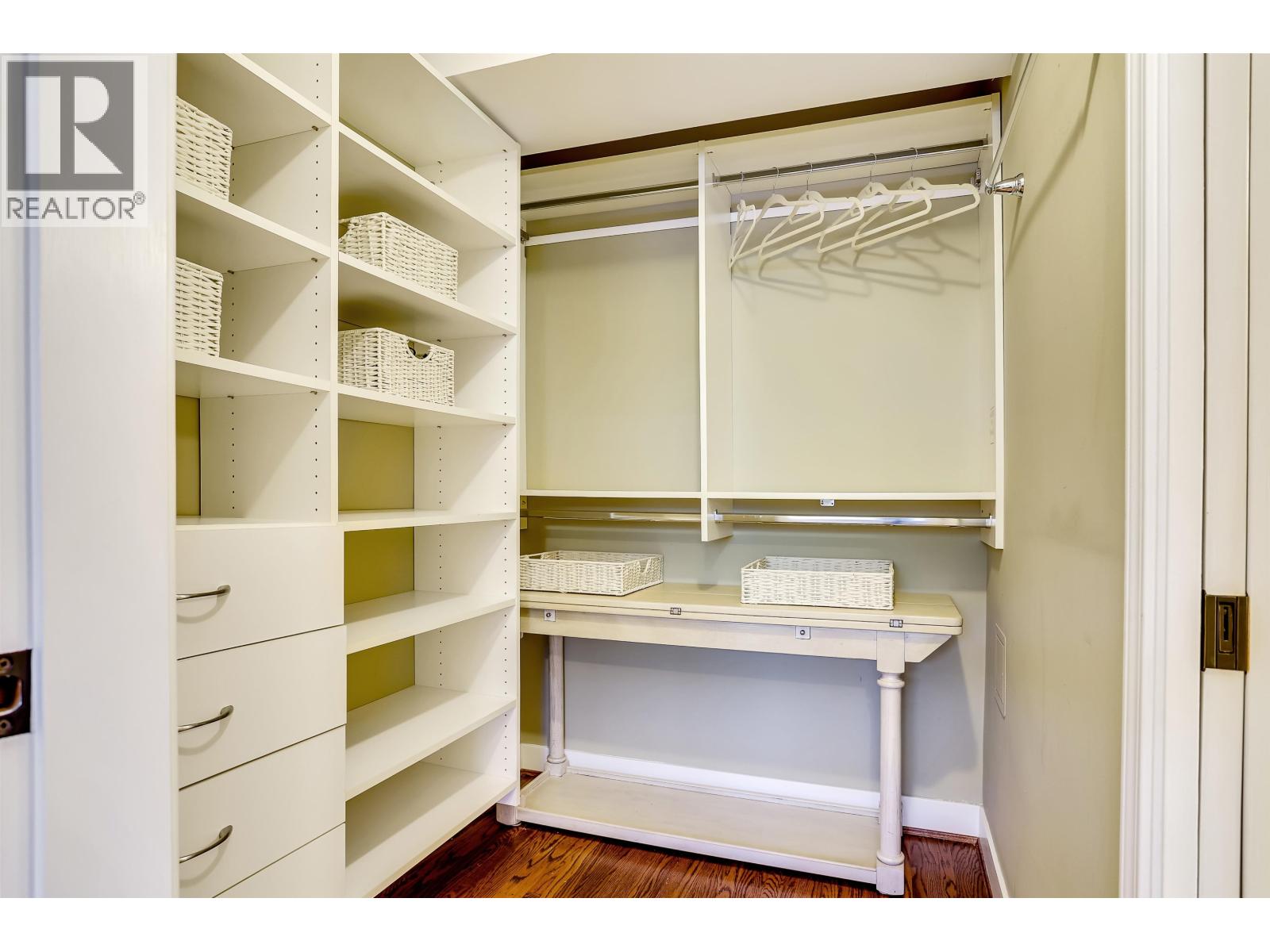 #107-150 24 Street, West Vancouver