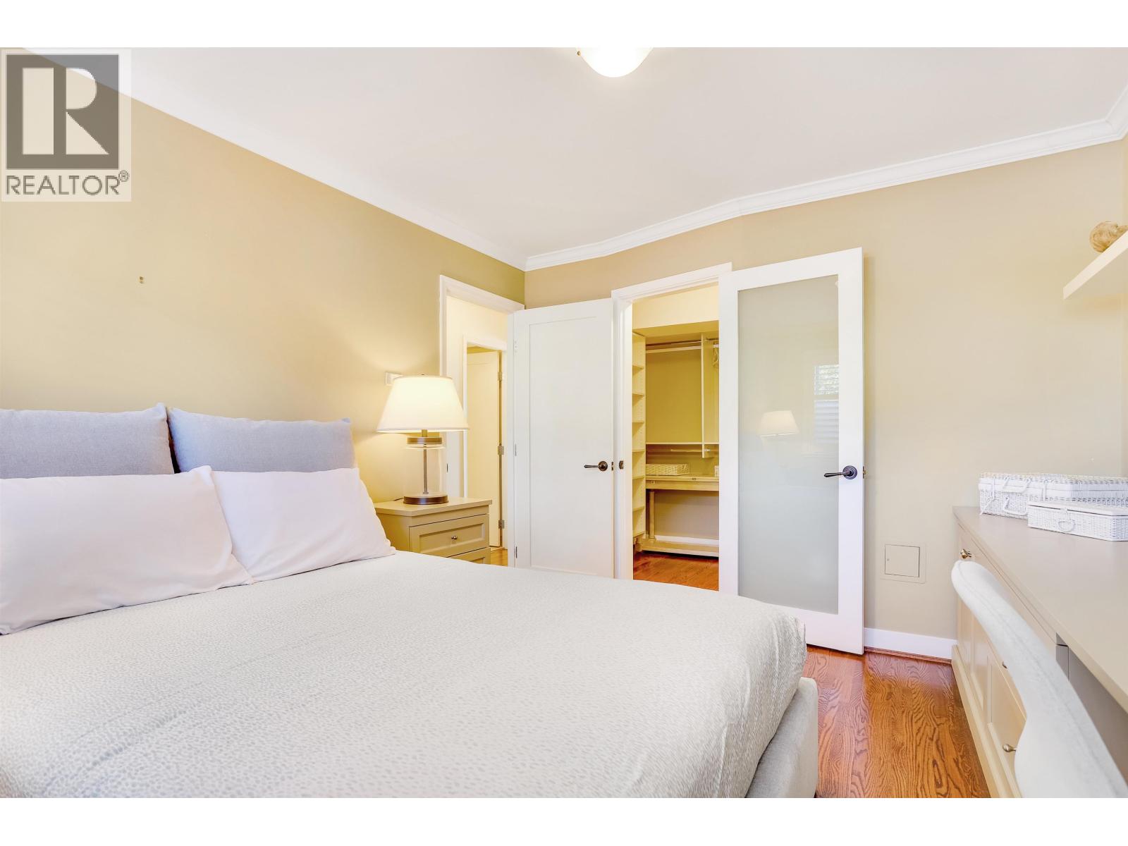 #107-150 24 Street, West Vancouver