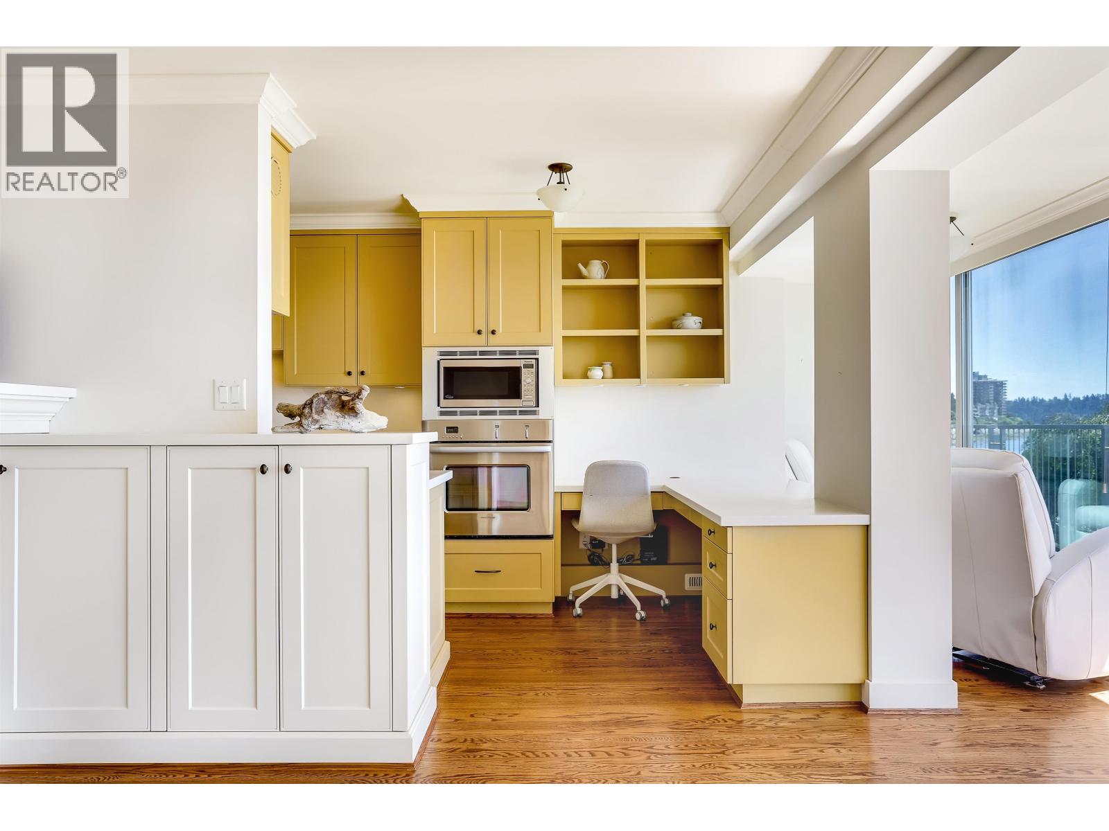 #107-150 24 Street, West Vancouver