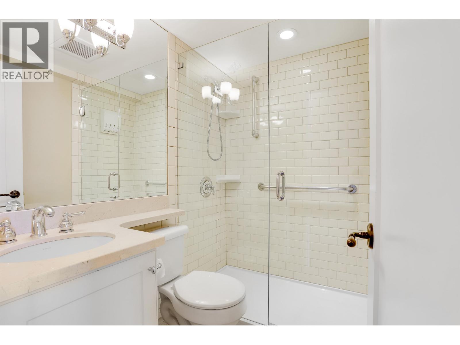 #107-150 24 Street, West Vancouver