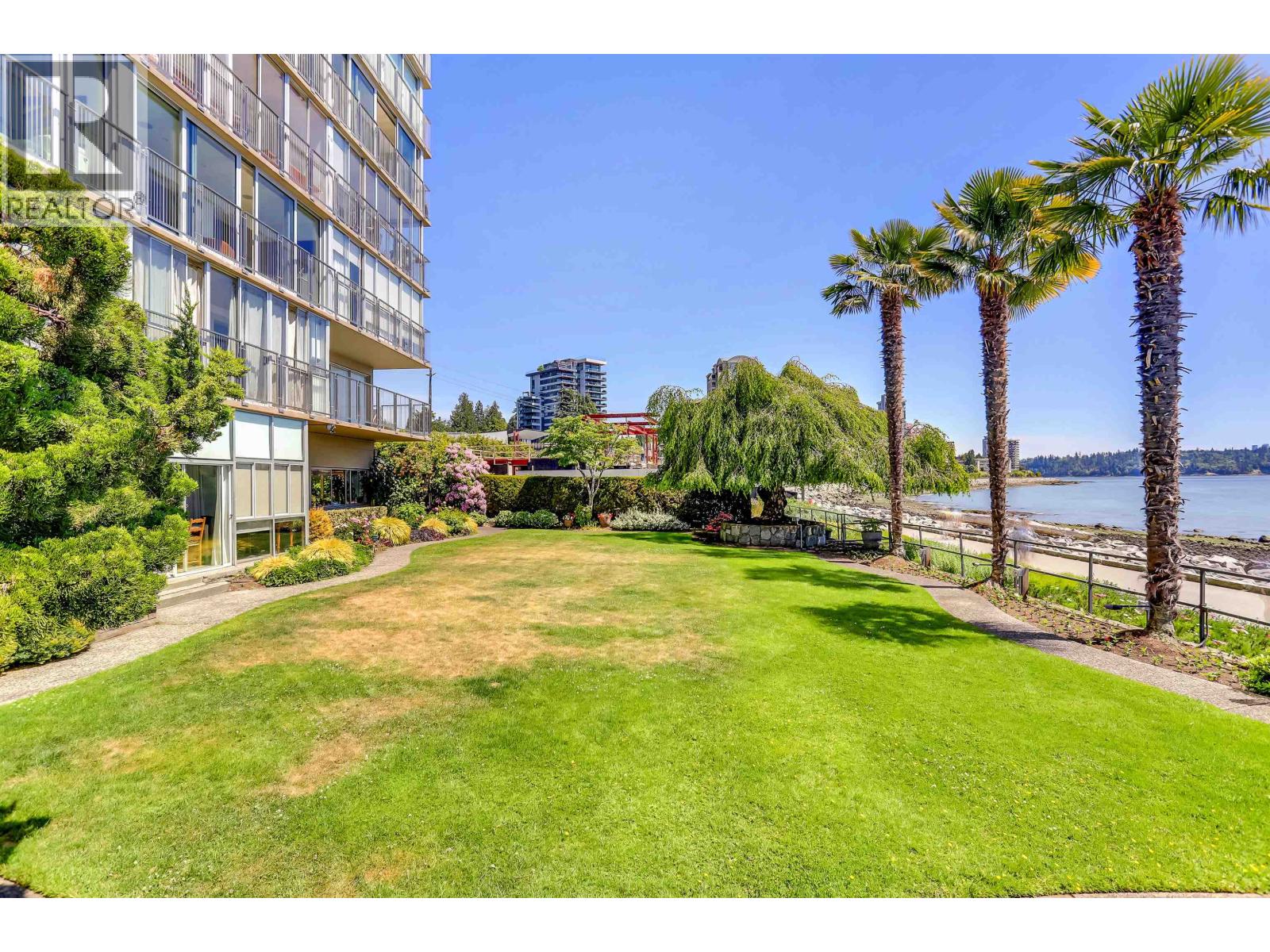 #107-150 24 Street, West Vancouver