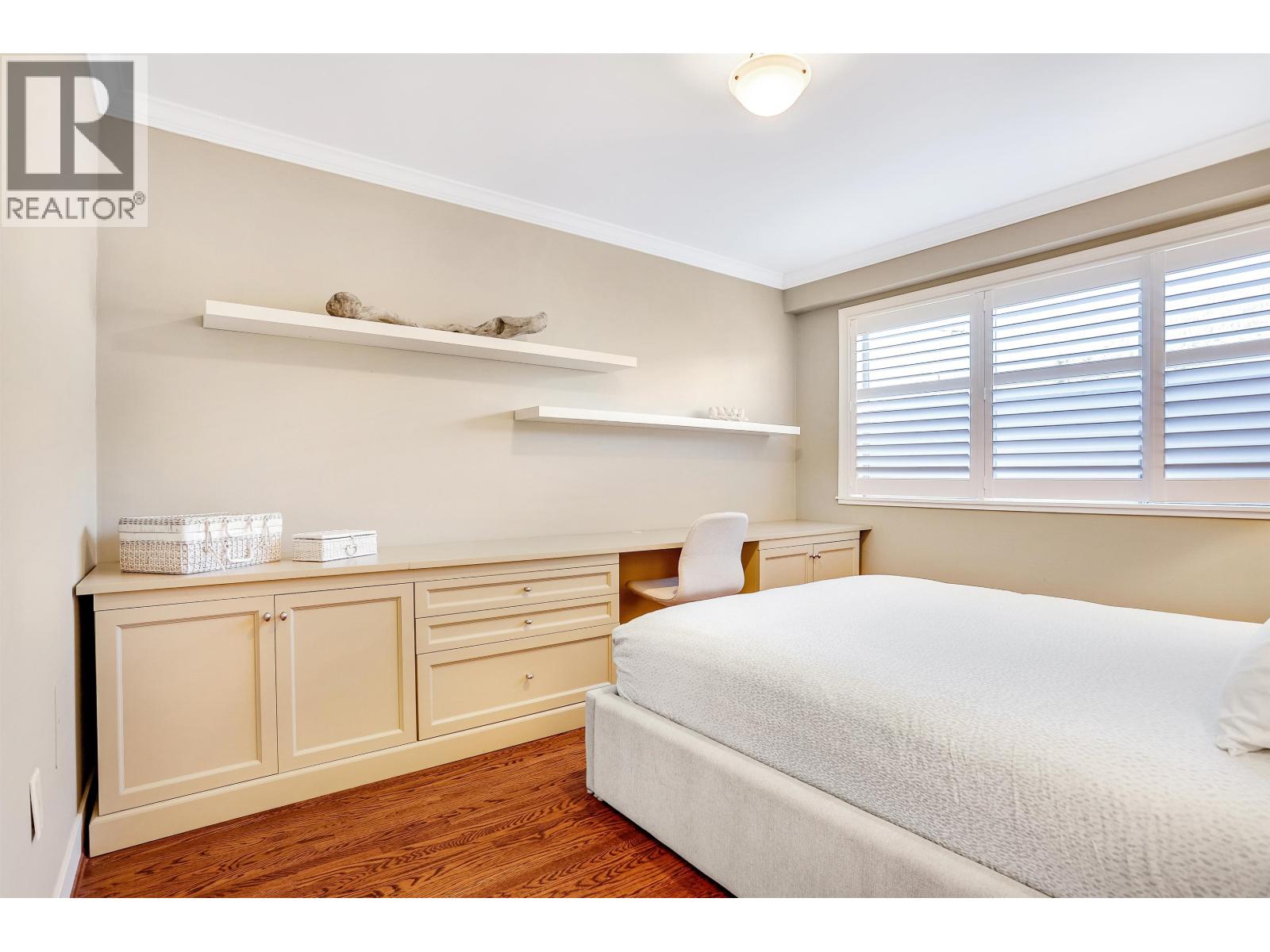 #107-150 24 Street, West Vancouver