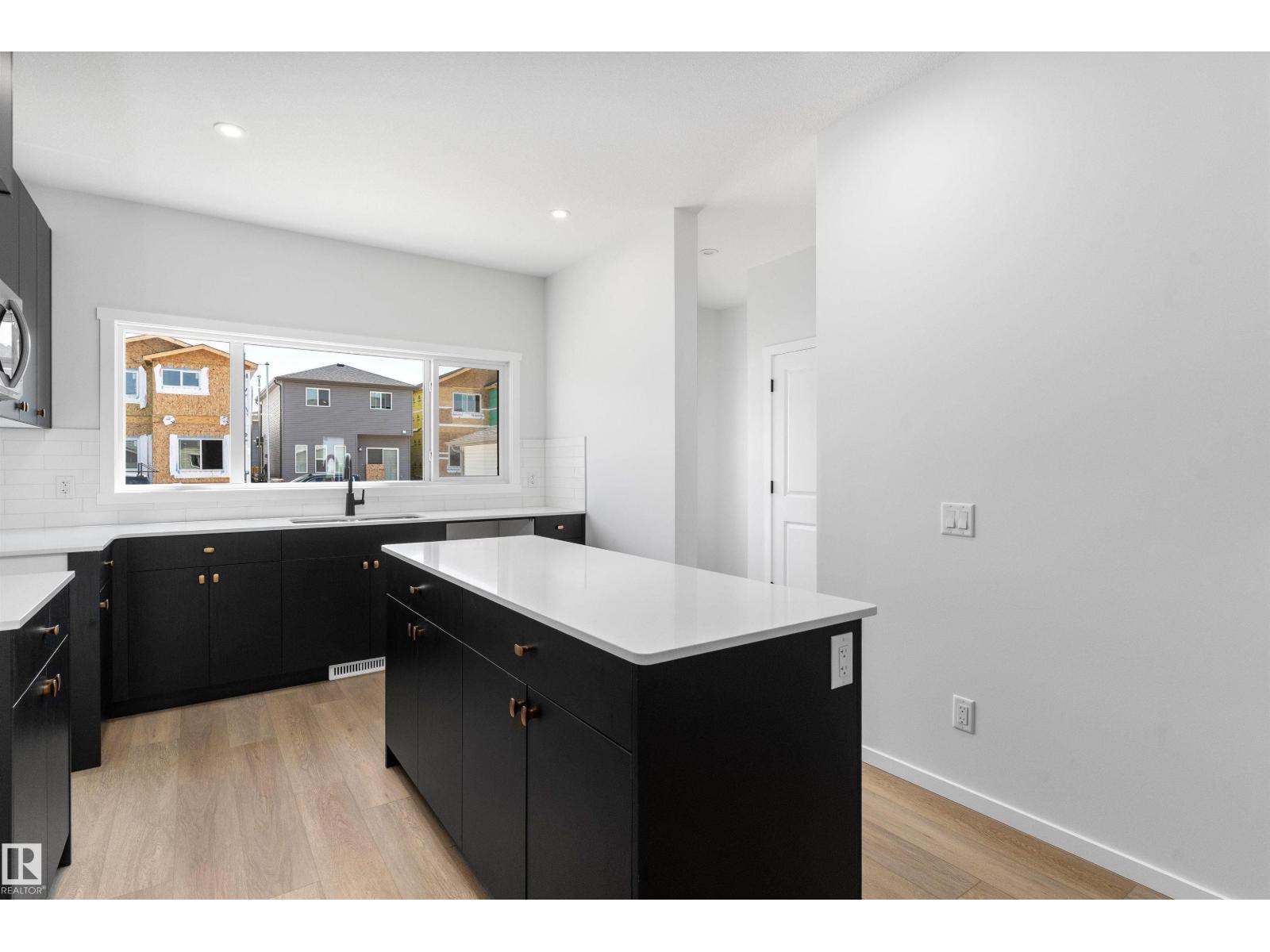 2463 ALCES LI SW - Image 15