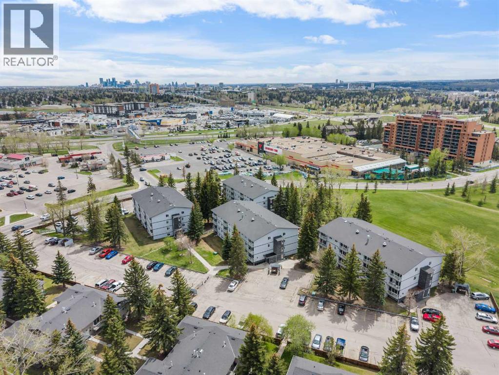 #202C 5601 Dalton Drive NW - 27