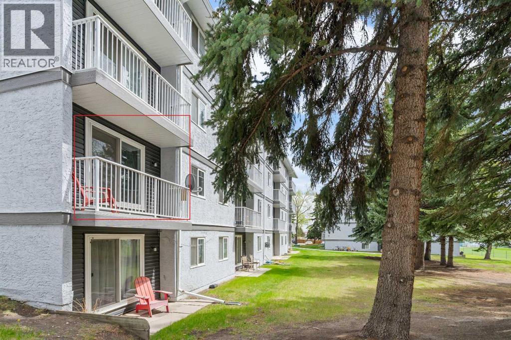 #202C 5601 Dalton Drive NW - 2
