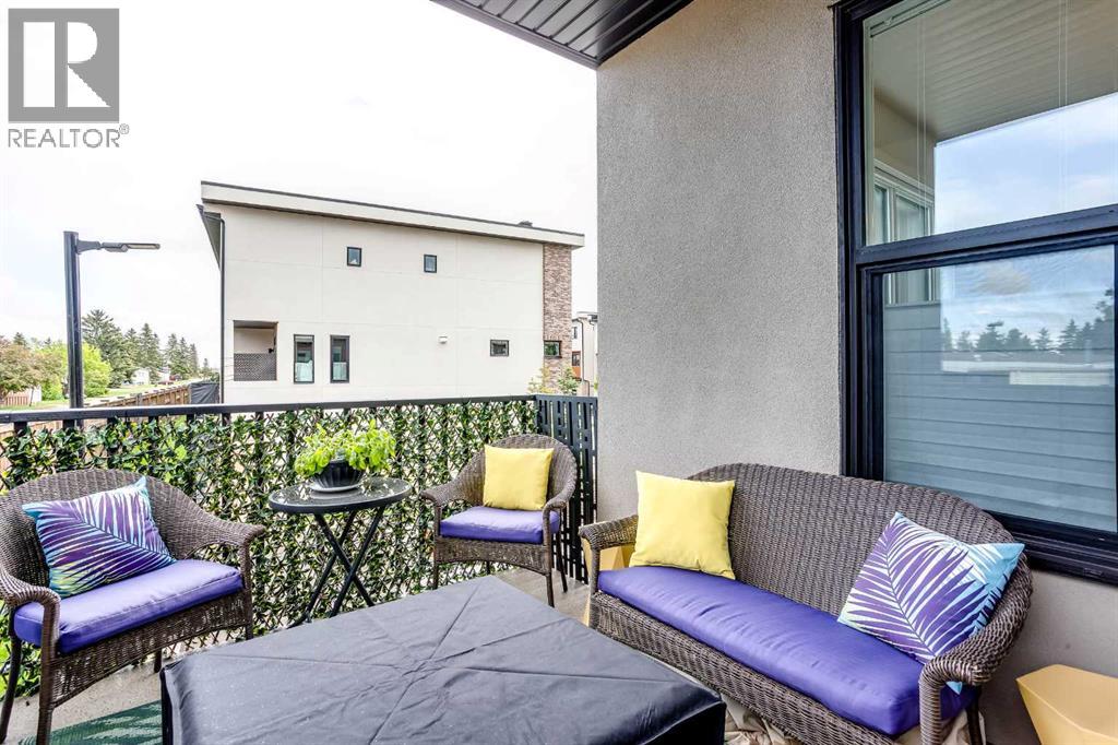 162 Greenbriar Way NW - 33
