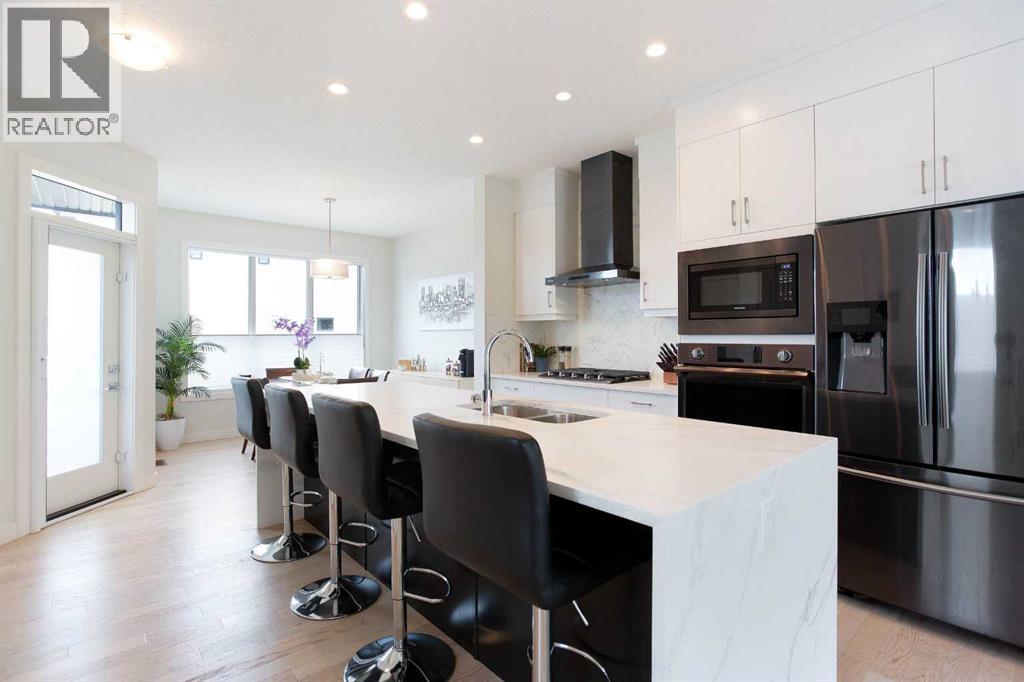 162 Greenbriar Way NW - 9