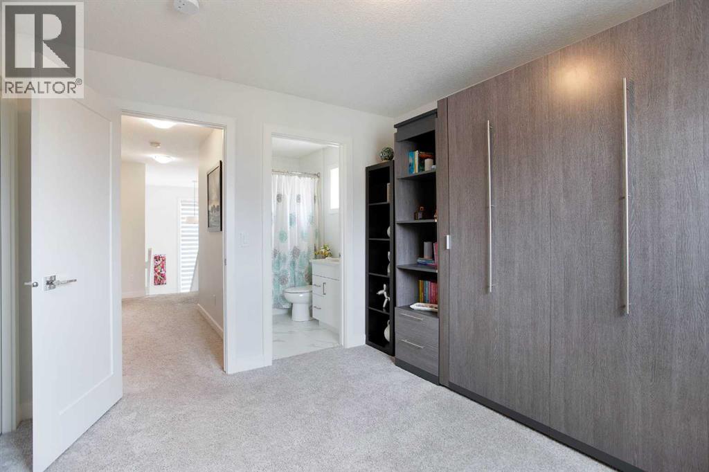 162 Greenbriar Way NW - 26