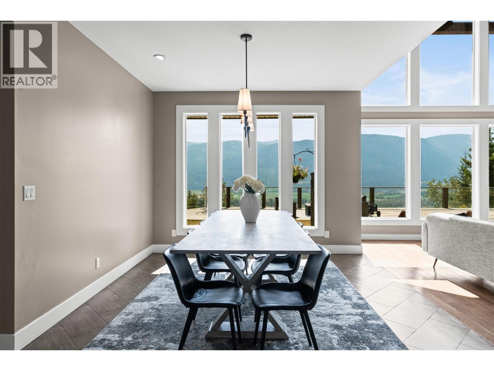 240 Grandview Bench Road - 17