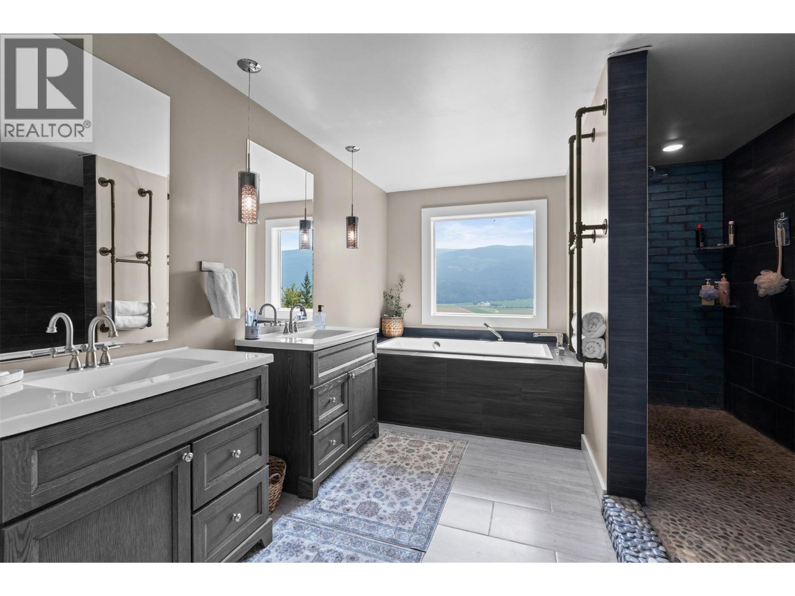 240 Grandview Bench Road - 48