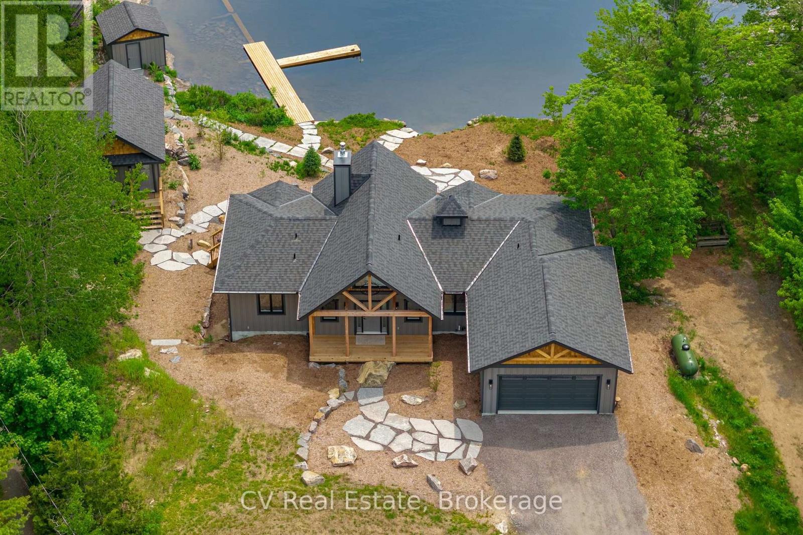 1111 LAKESHORE DRIVE - 44