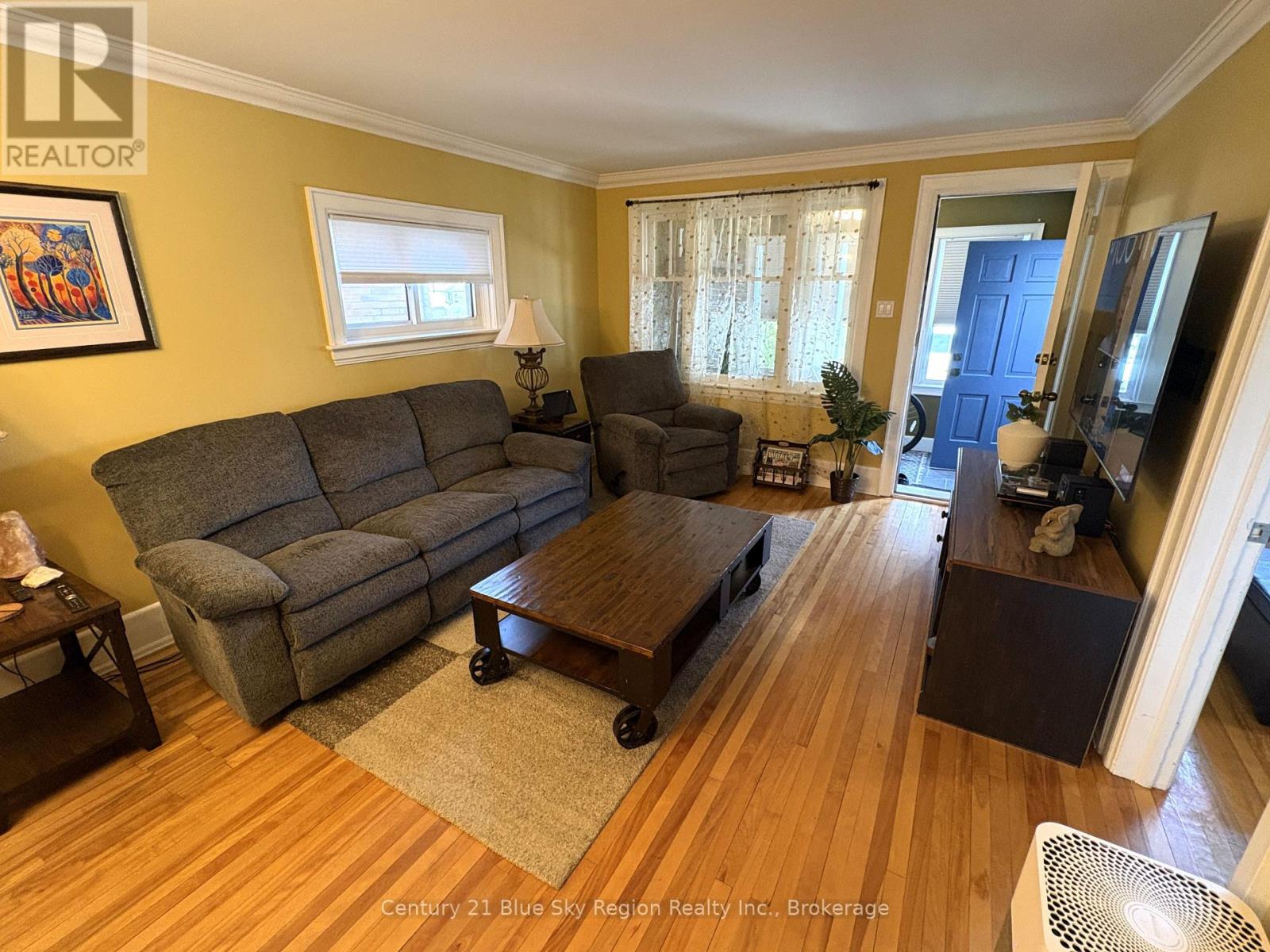 468 KING STREET W - 10