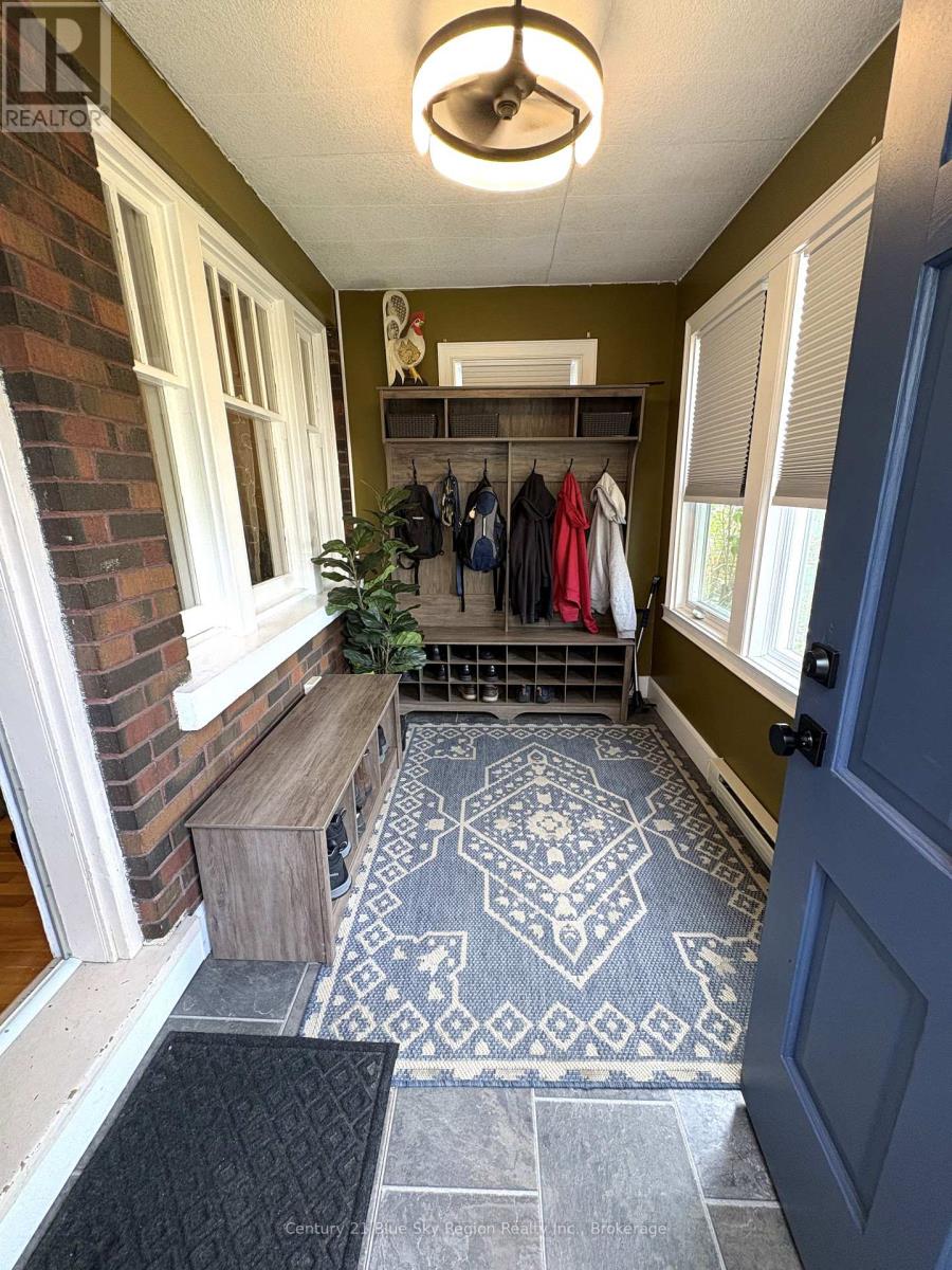 468 KING STREET W - 21