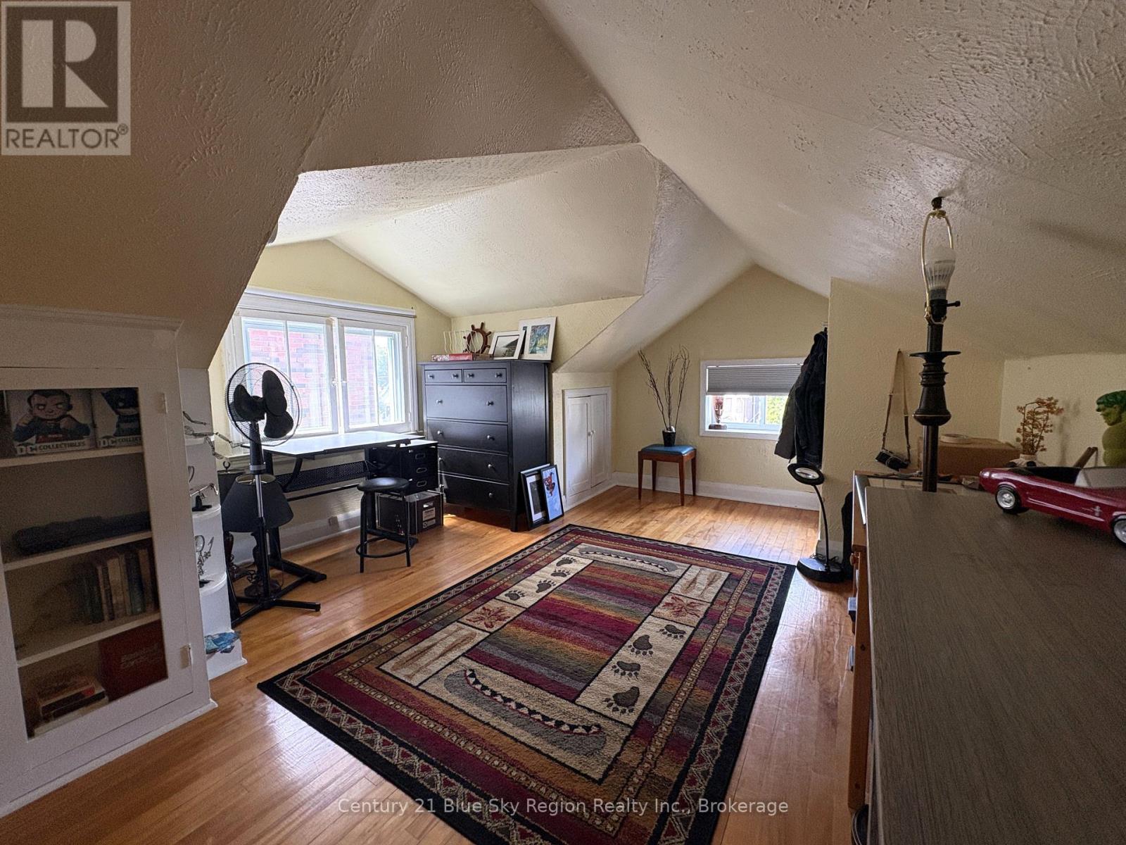 468 KING STREET W - 24