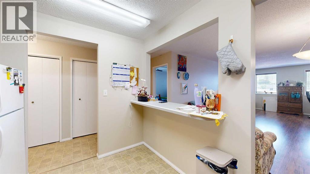 #204 4814A 49 Street - 7