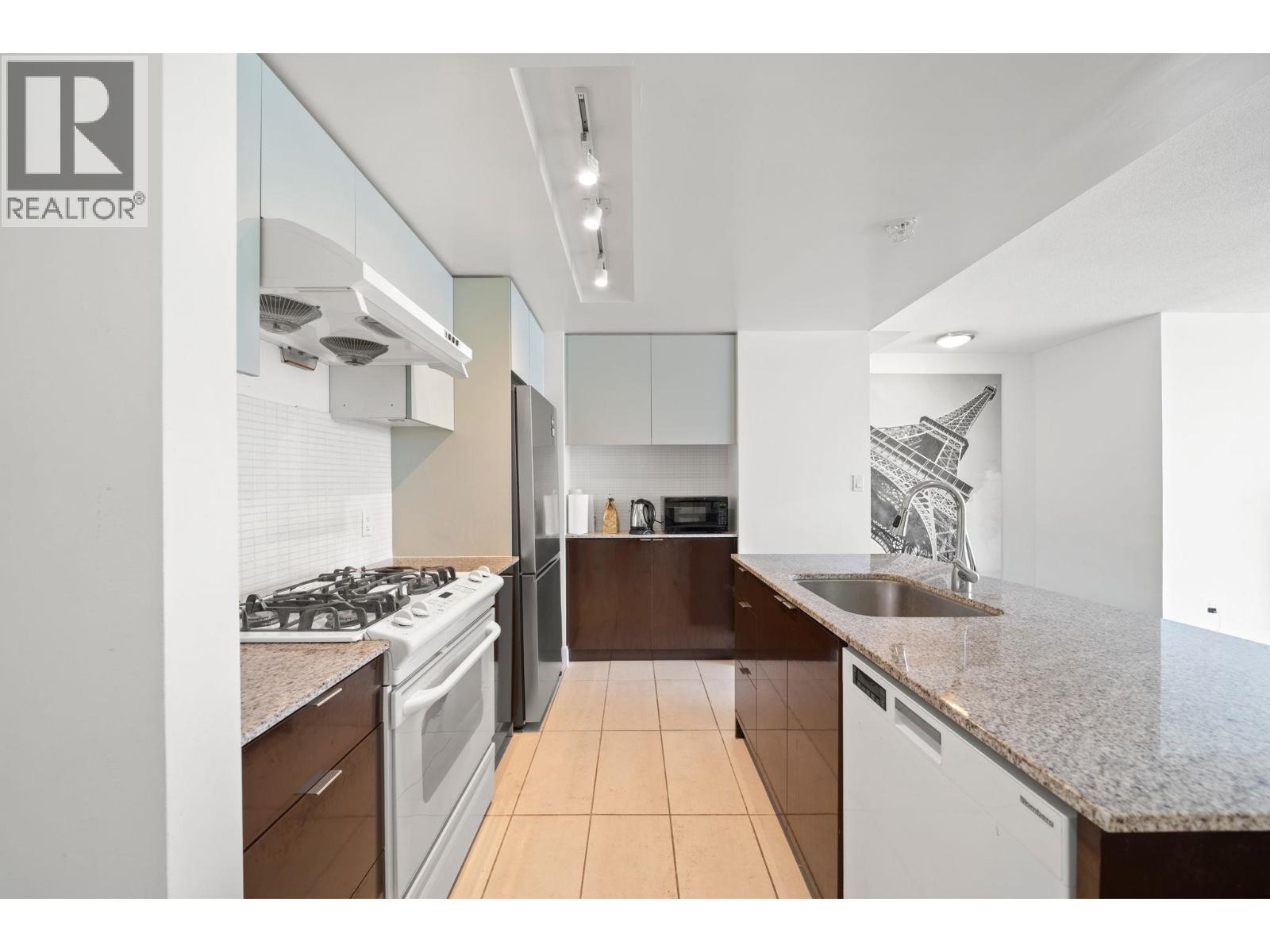 1 Bed, 1 Bath House for Sale in Burnaby – 1601 4808 HAZEL STREET, Burnaby – MLS# R3147922 - Image 13