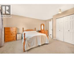 22637 Fraserbank Crescent, Richmond, BC V6V2L8 Photo 17