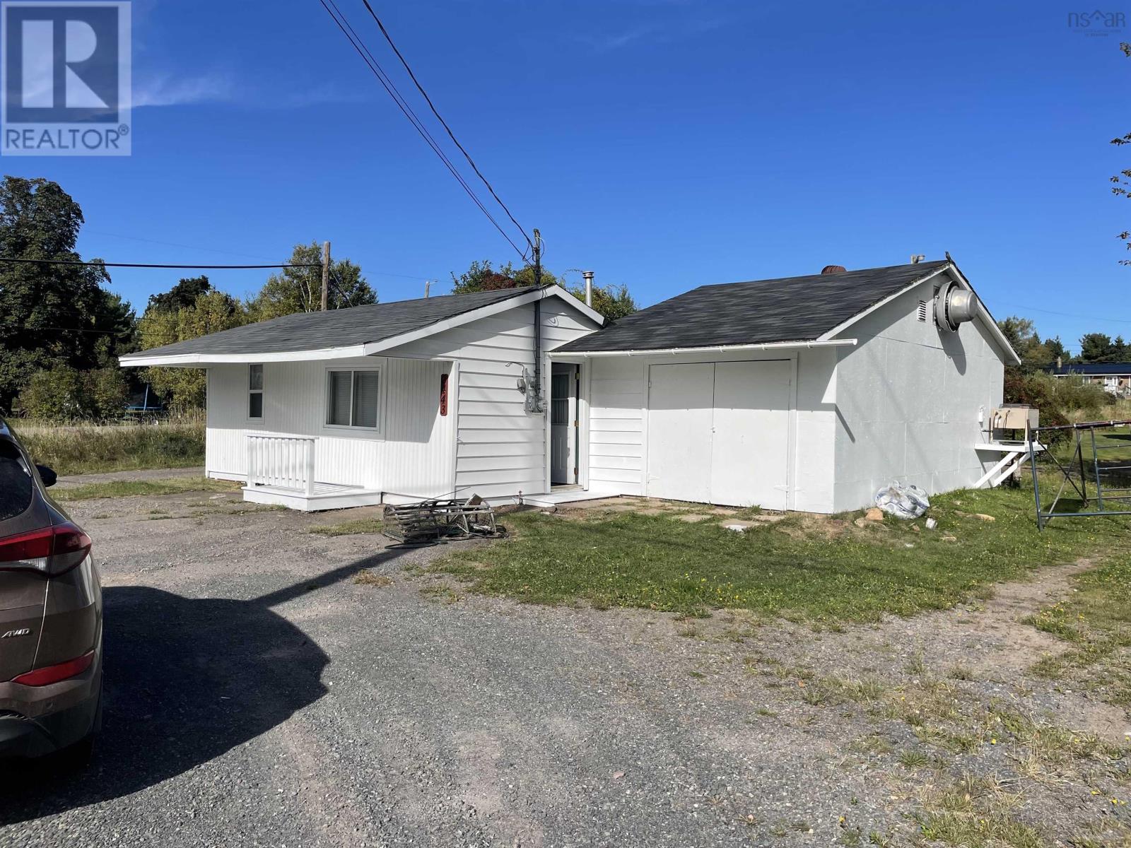 2447 Highway 376 - 49