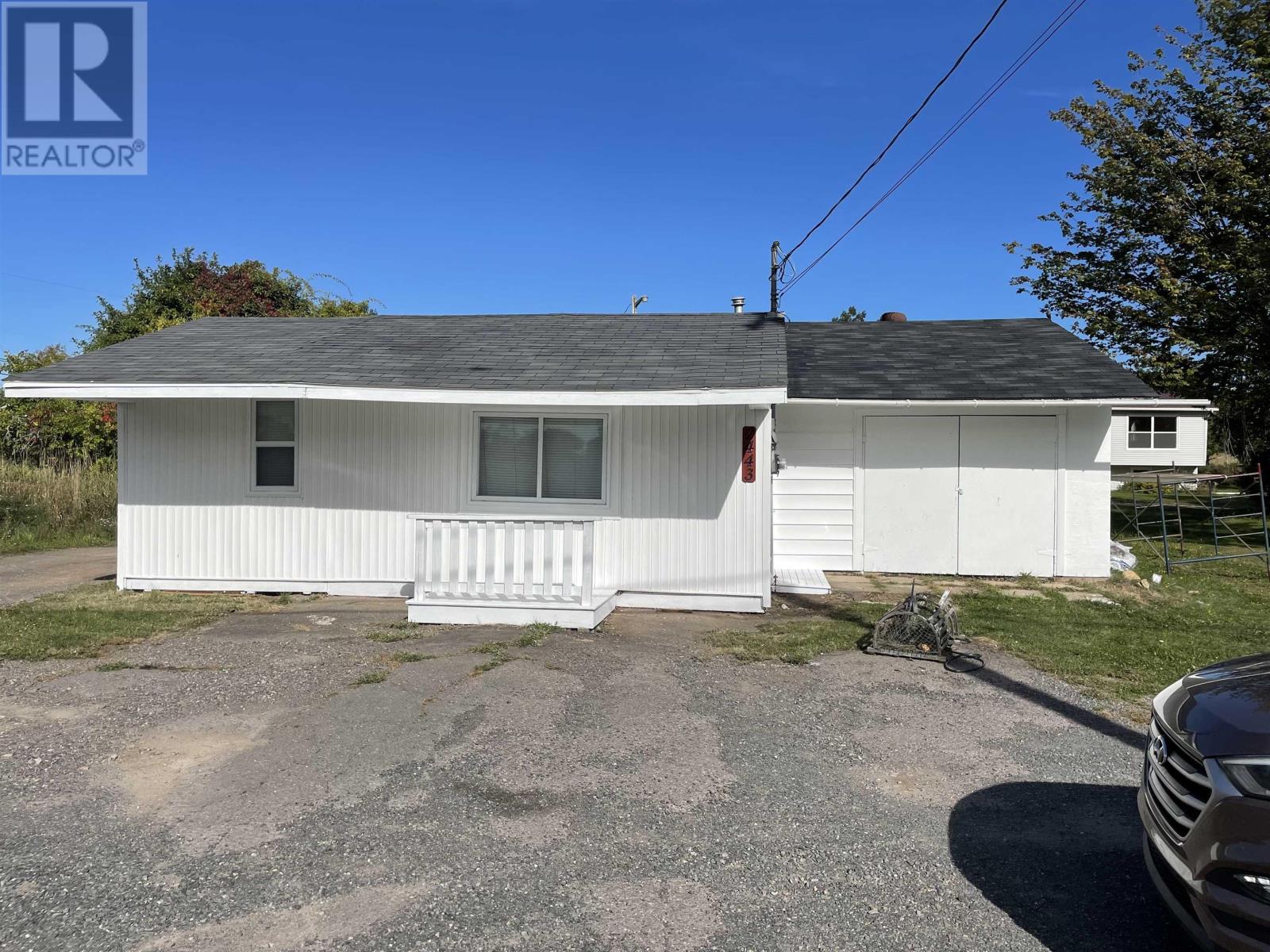 2447 Highway 376 - 50