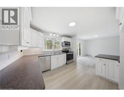 1025 Aberdeen Street, Bala, ON P0C1A0 Photo 14