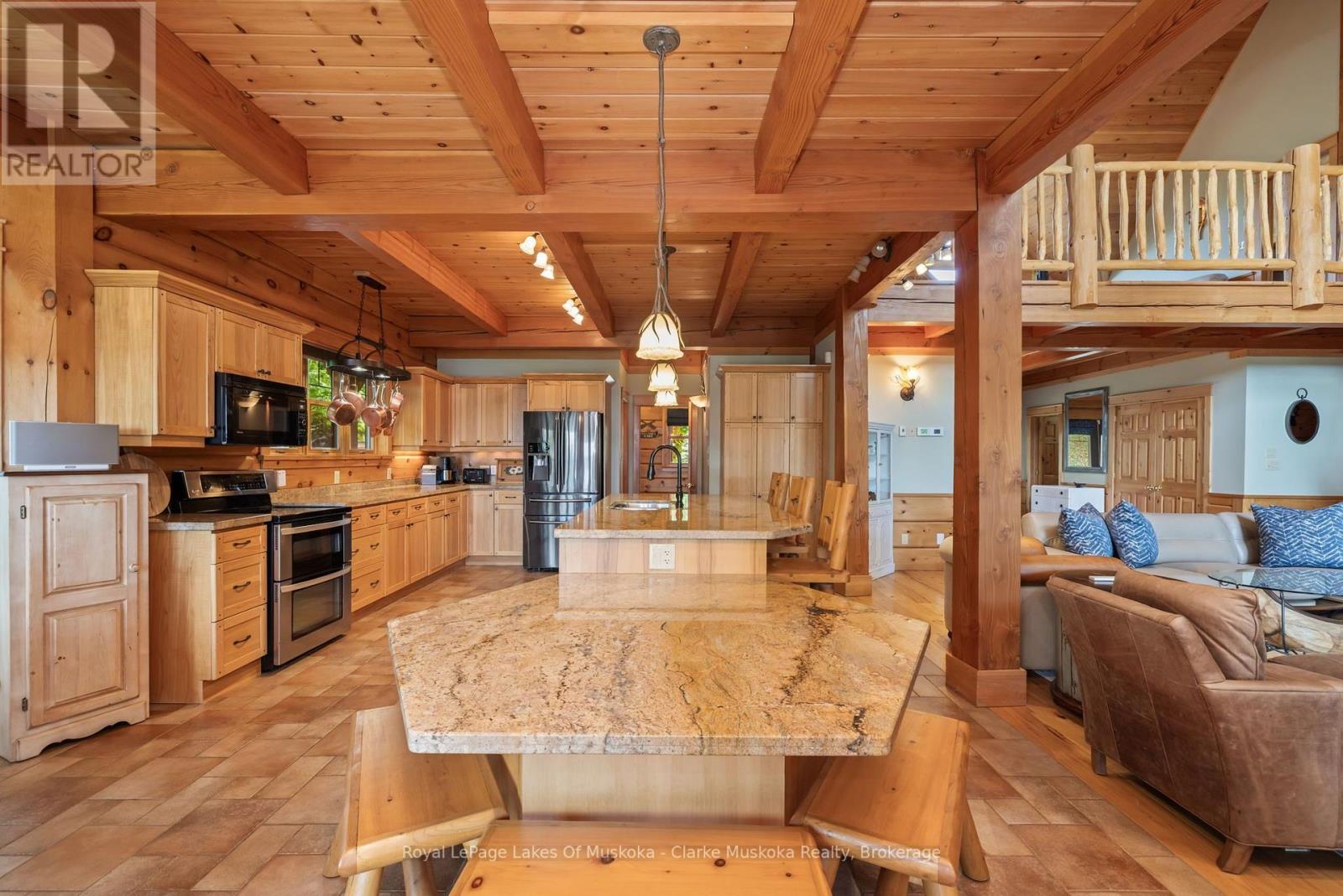 1040 7TH HEAVEN LANE - Image 14