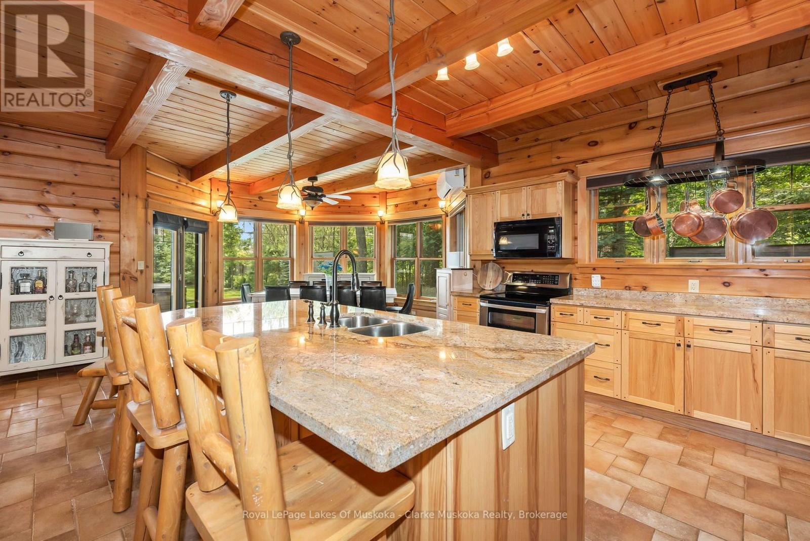 1040 7TH HEAVEN LANE - Image 17