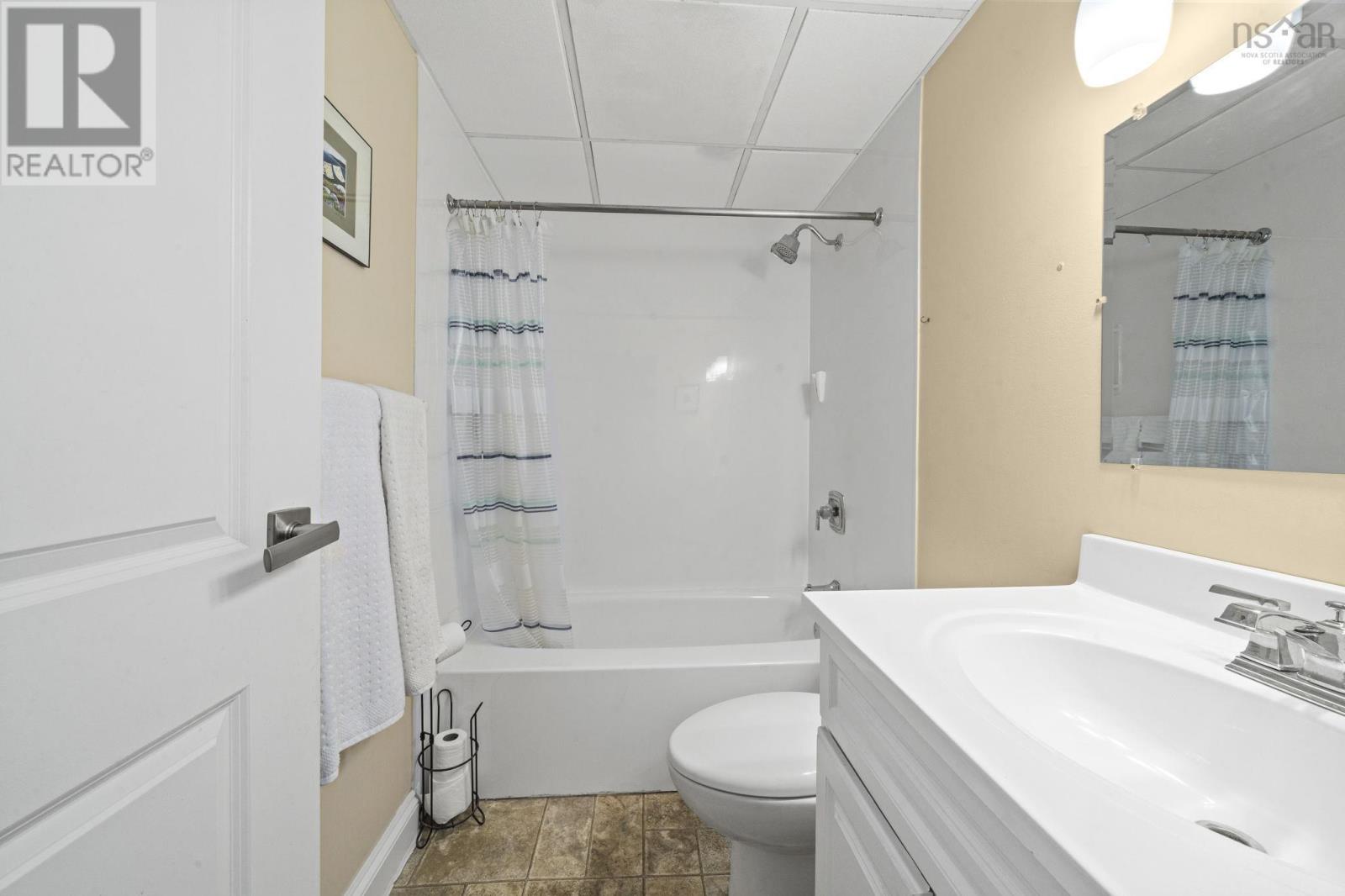 PH6 5572 North Ridge Road - 30