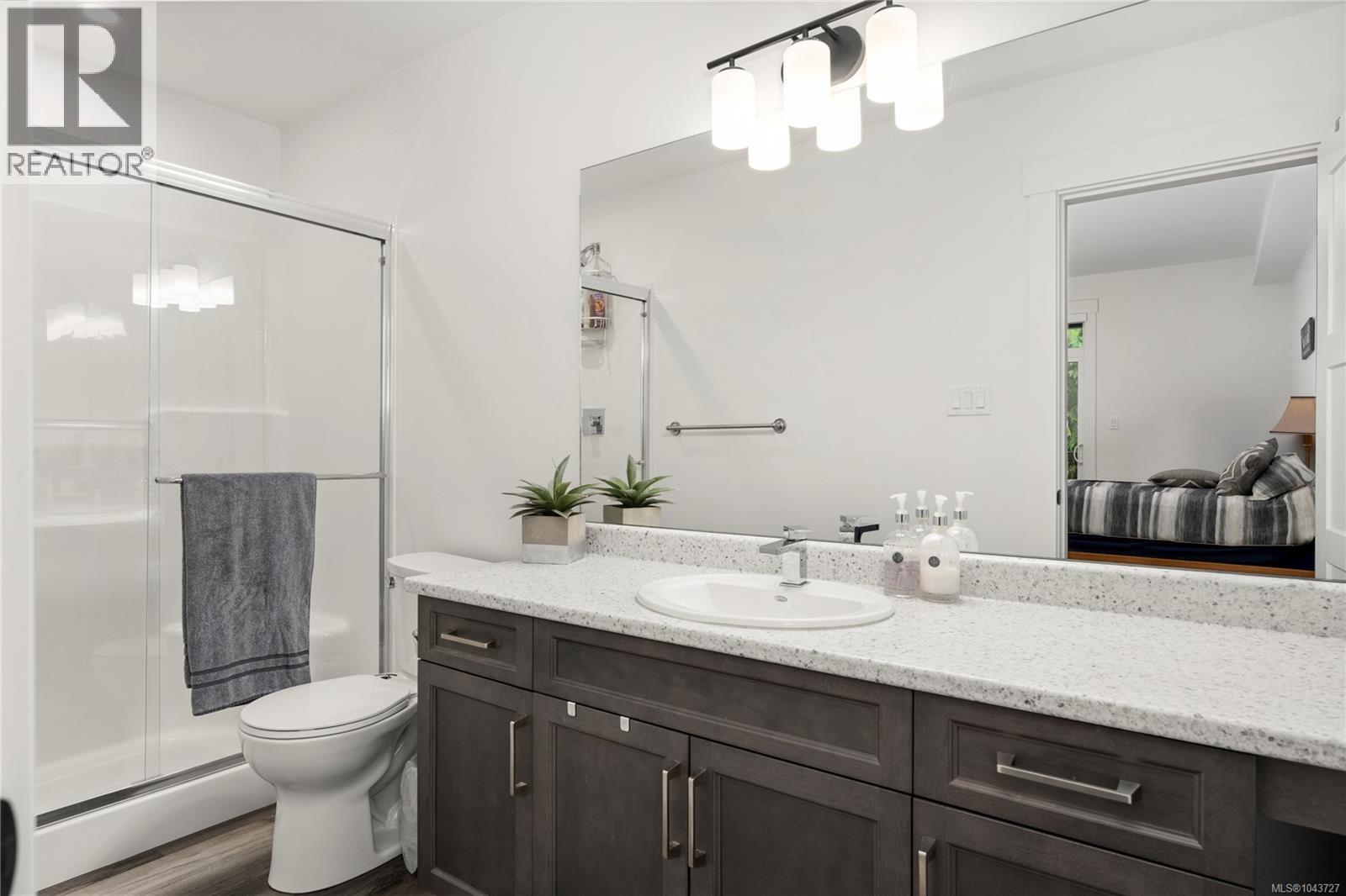 222 Golden Oaks Cres - 13