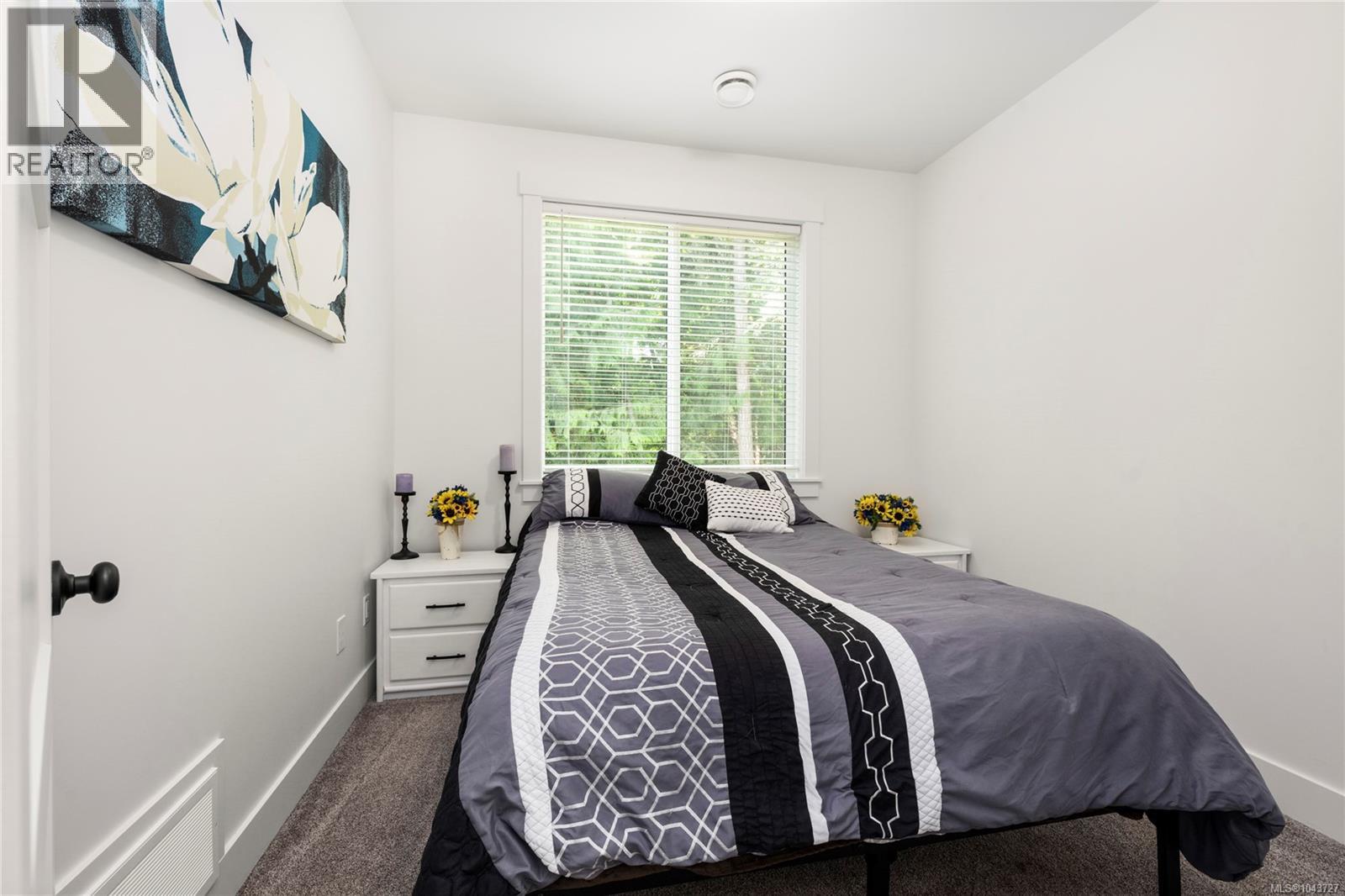 222 Golden Oaks Cres - 15