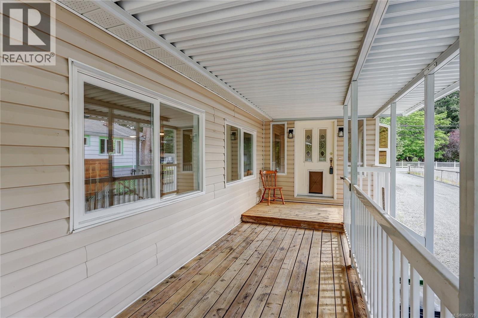 9486 Chemainus Rd - Image 2